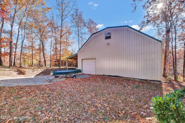 184 Furnace Branch Rd, Bee Spring, KY 42207