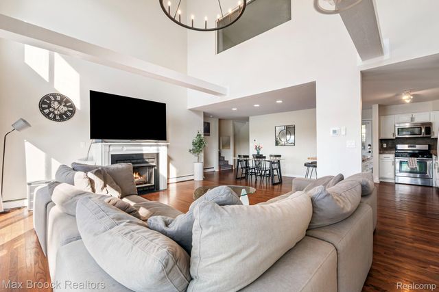 2881 Hope, White Lake Charter Township, MI 48383
