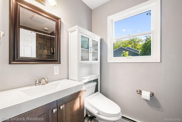 2881 Hope, White Lake Charter Township, MI 48383