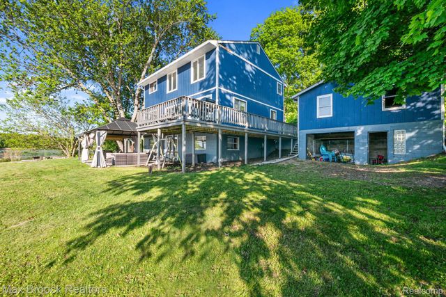 2881 Hope, White Lake Charter Township, MI 48383
