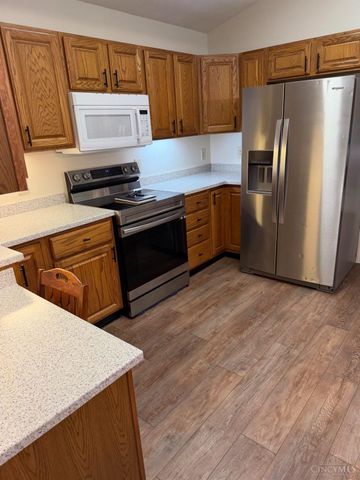 48 Shaker Run Road, Lebanon, OH 45036