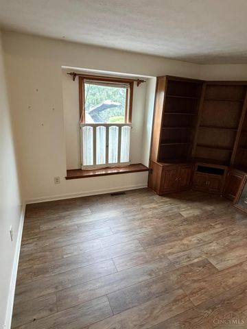 48 Shaker Run Road, Lebanon, OH 45036