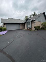 48 Shaker Run Road, Lebanon, OH 45036