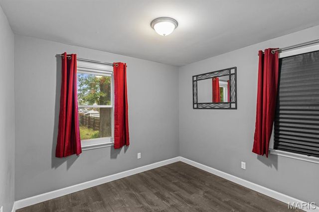 10432 Driver Avenue, Overland, MO 63114