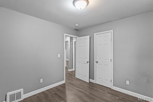 10432 Driver Avenue, Overland, MO 63114