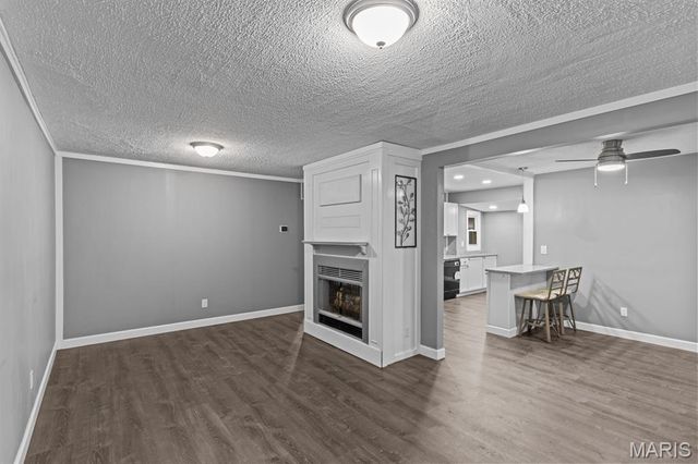 10432 Driver Avenue, Overland, MO 63114