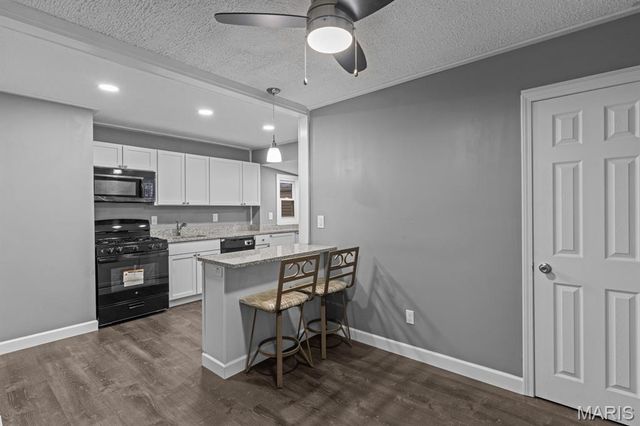 10432 Driver Avenue, Overland, MO 63114