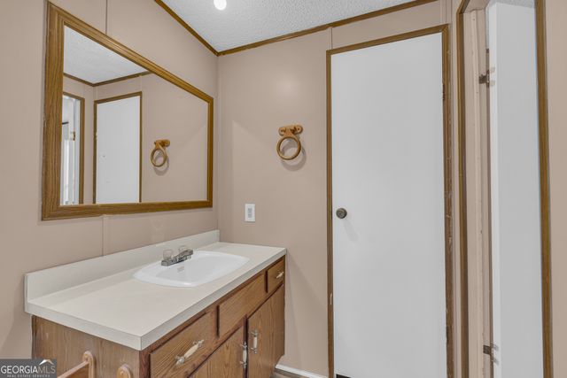2115 Dusty Road, Bowman, GA 30624