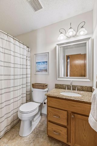 628 Eagle Ridge Road, Woodbury, MN 55125
