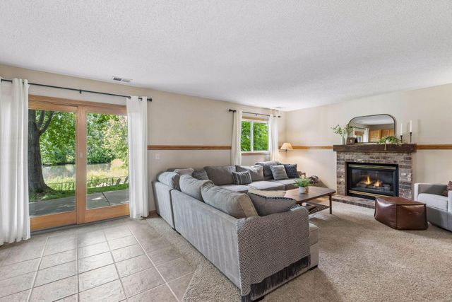 628 Eagle Ridge Road, Woodbury, MN 55125