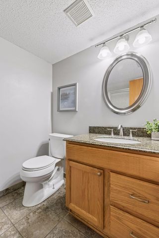 628 Eagle Ridge Road, Woodbury, MN 55125