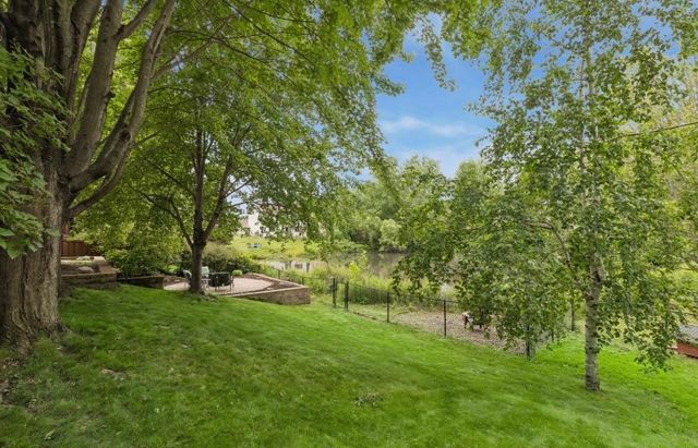 628 Eagle Ridge Road, Woodbury, MN 55125