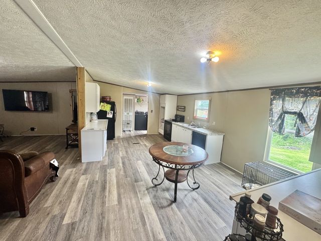 7509 Galen Rd, Lafayette, TN 37083