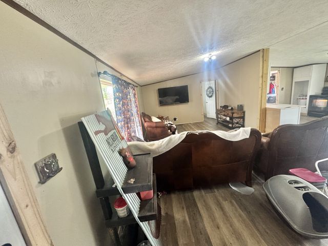 7509 Galen Rd, Lafayette, TN 37083