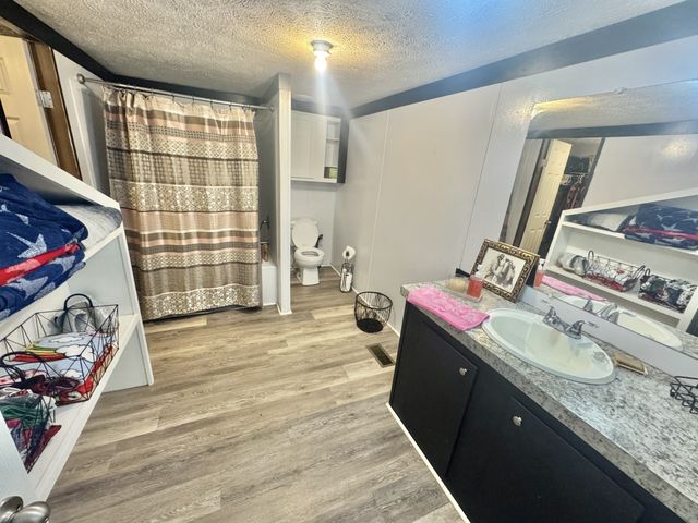 7509 Galen Rd, Lafayette, TN 37083