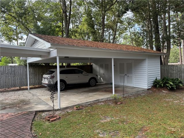 713 Magnolia Drive, Waycross, GA 31501