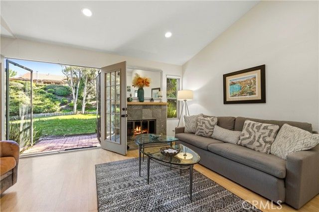 19958 Avenue Of The Oaks, Newhall (santa Clarita), CA 91321