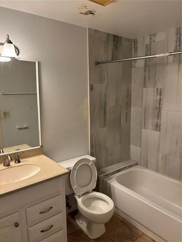 5026 WATER OAK DRIVE 104, Bradenton, FL 34207