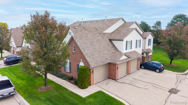 20654 DUNHAM Road, Clinton Charter Township, MI 48038
