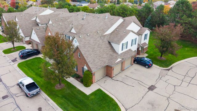 20654 DUNHAM Road, Clinton Charter Township, MI 48038