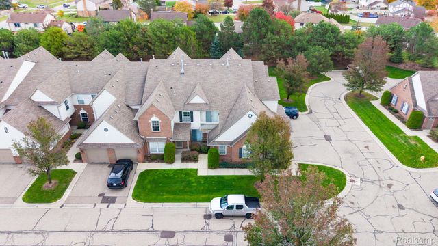 20654 DUNHAM Road, Clinton Charter Township, MI 48038