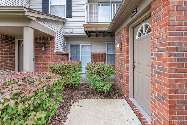 20654 DUNHAM Road, Clinton Charter Township, MI 48038