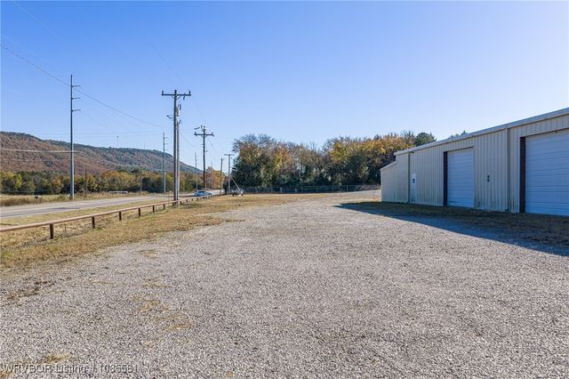 4541 W State HWY 22, Paris, AR 72855