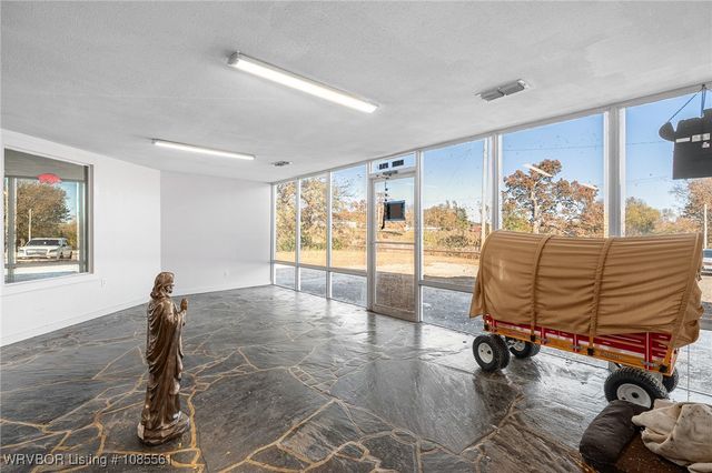 4541 W State HWY 22, Paris, AR 72855