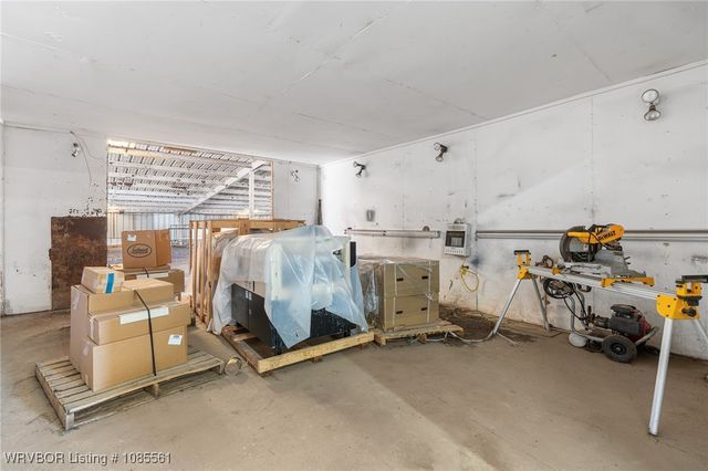 4541 W State HWY 22, Paris, AR 72855