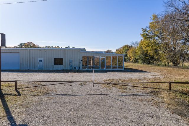 4541 W State HWY 22, Paris, AR 72855