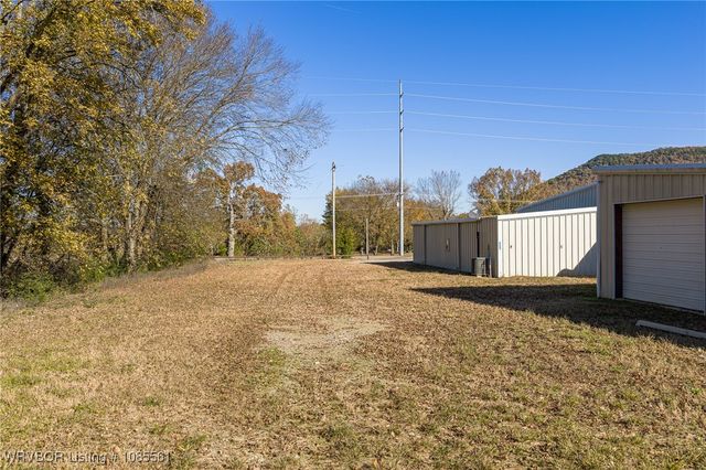 4541 W State HWY 22, Paris, AR 72855