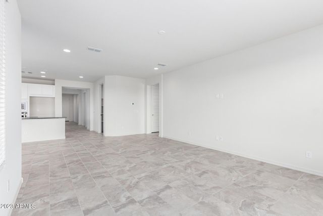 8529 S 67th Drive, Laveen, AZ 85339