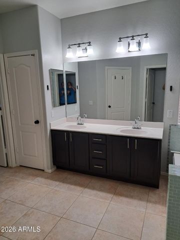 2045 E INDIAN WELLS Drive, Chandler, AZ 85249