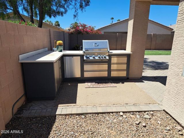 2045 E INDIAN WELLS Drive, Chandler, AZ 85249