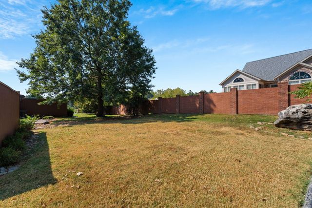 645 S Augusta Drive, Springfield, MO 65809