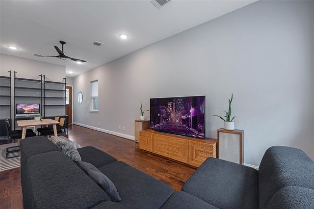 5423 Camaguey Street, Houston, TX 77023