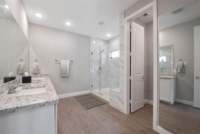 5423 Camaguey Street, Houston, TX 77023