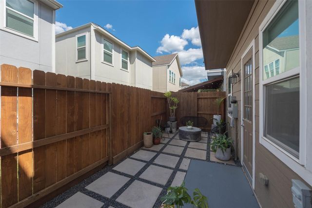 5423 Camaguey Street, Houston, TX 77023