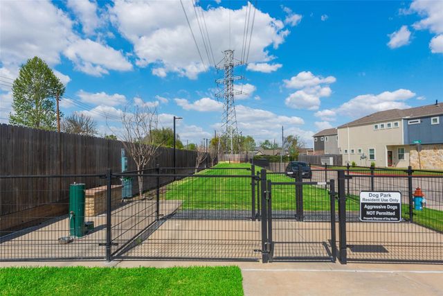 5423 Camaguey Street, Houston, TX 77023