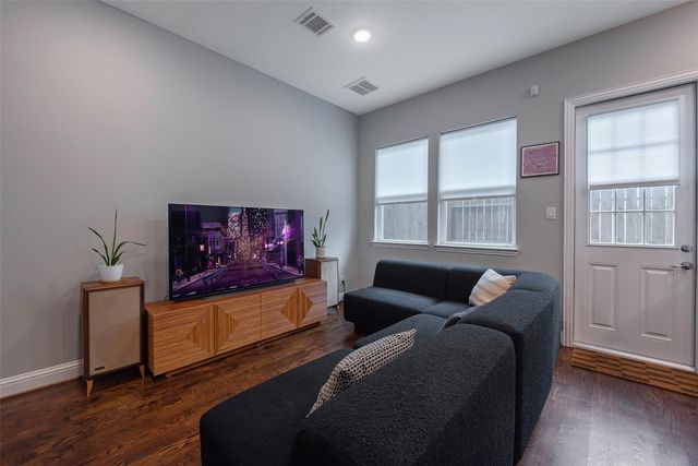 5423 Camaguey Street, Houston, TX 77023