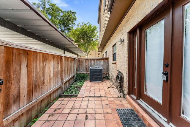 11711 Memorial Drive 597, Houston, TX 77024