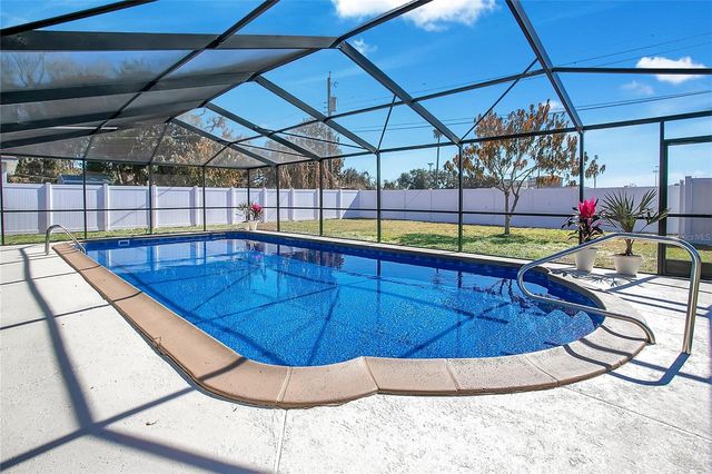 2115 LAKE HOLLOWAY BOULEVARD, Lakeland, FL 33801