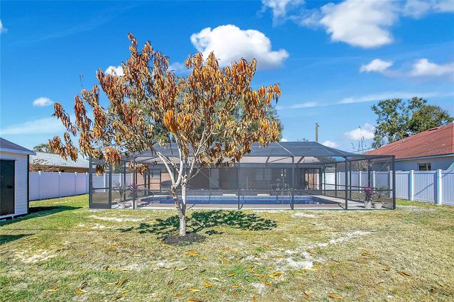 2115 LAKE HOLLOWAY BOULEVARD, Lakeland, FL 33801