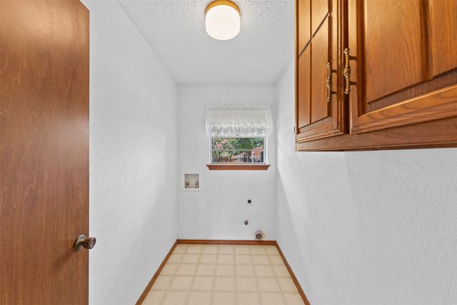 903 Green Rock Drive, Duncanville, TX 75137
