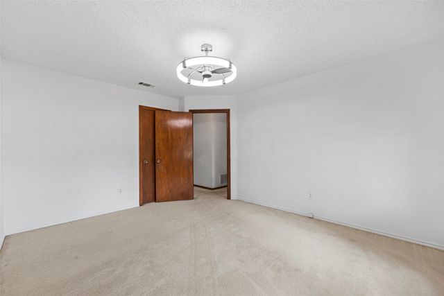903 Green Rock Drive, Duncanville, TX 75137