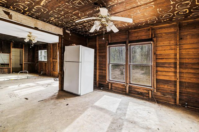 4826 Old Israel Road, Livingston, TX 77351