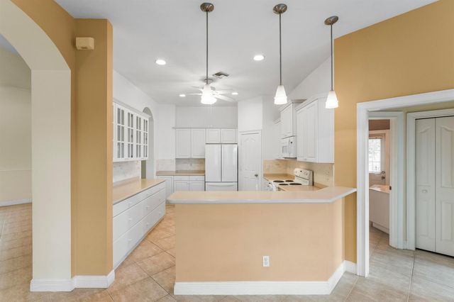 918 SW Blue Stem Way, Stuart, FL 34997