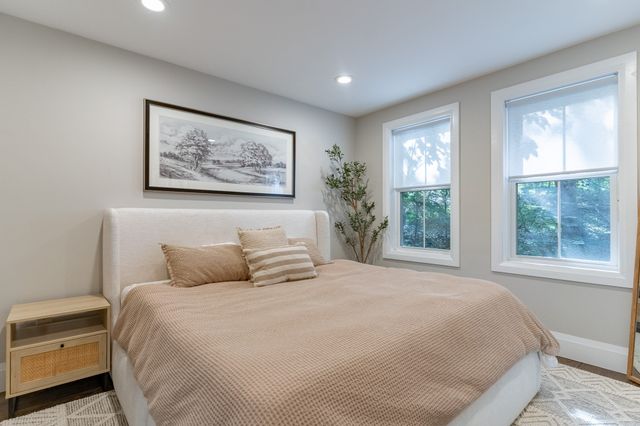 21-A High St 1, Milton, MA 02186