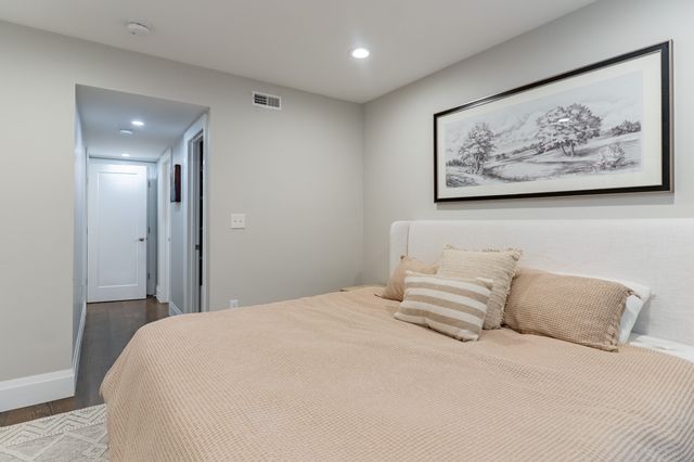 21-A High St 1, Milton, MA 02186