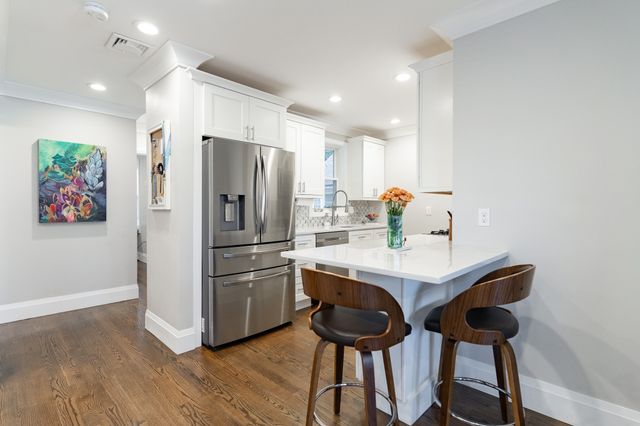 21-A High St 1, Milton, MA 02186